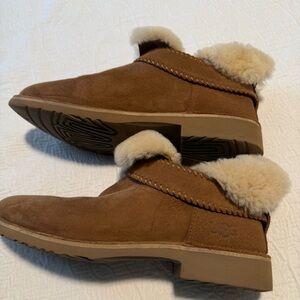 UGG Chestnut Brown Suede Ankle Booties with Shearling Trim